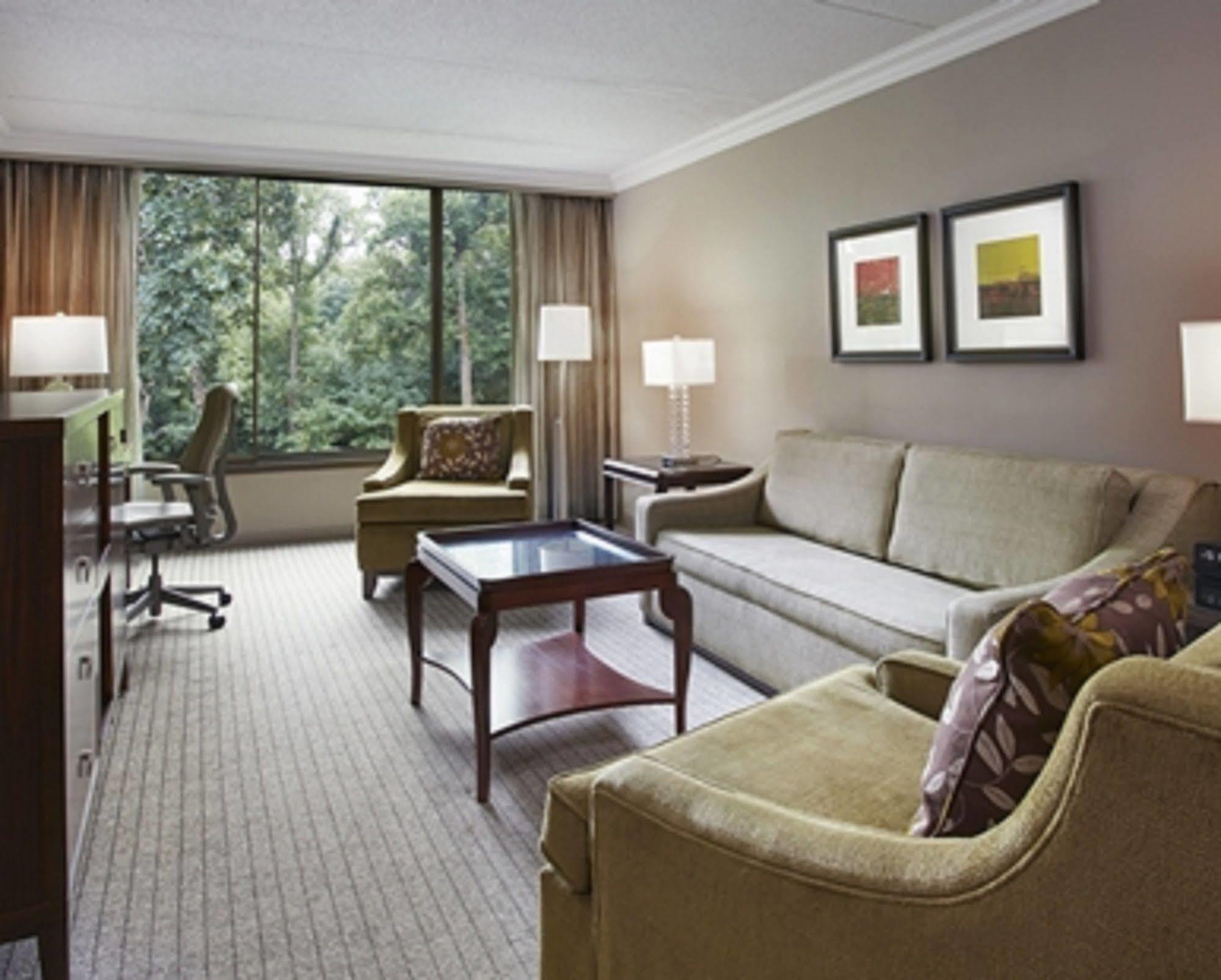 Hilton Westchester Rye Brook Exterior foto