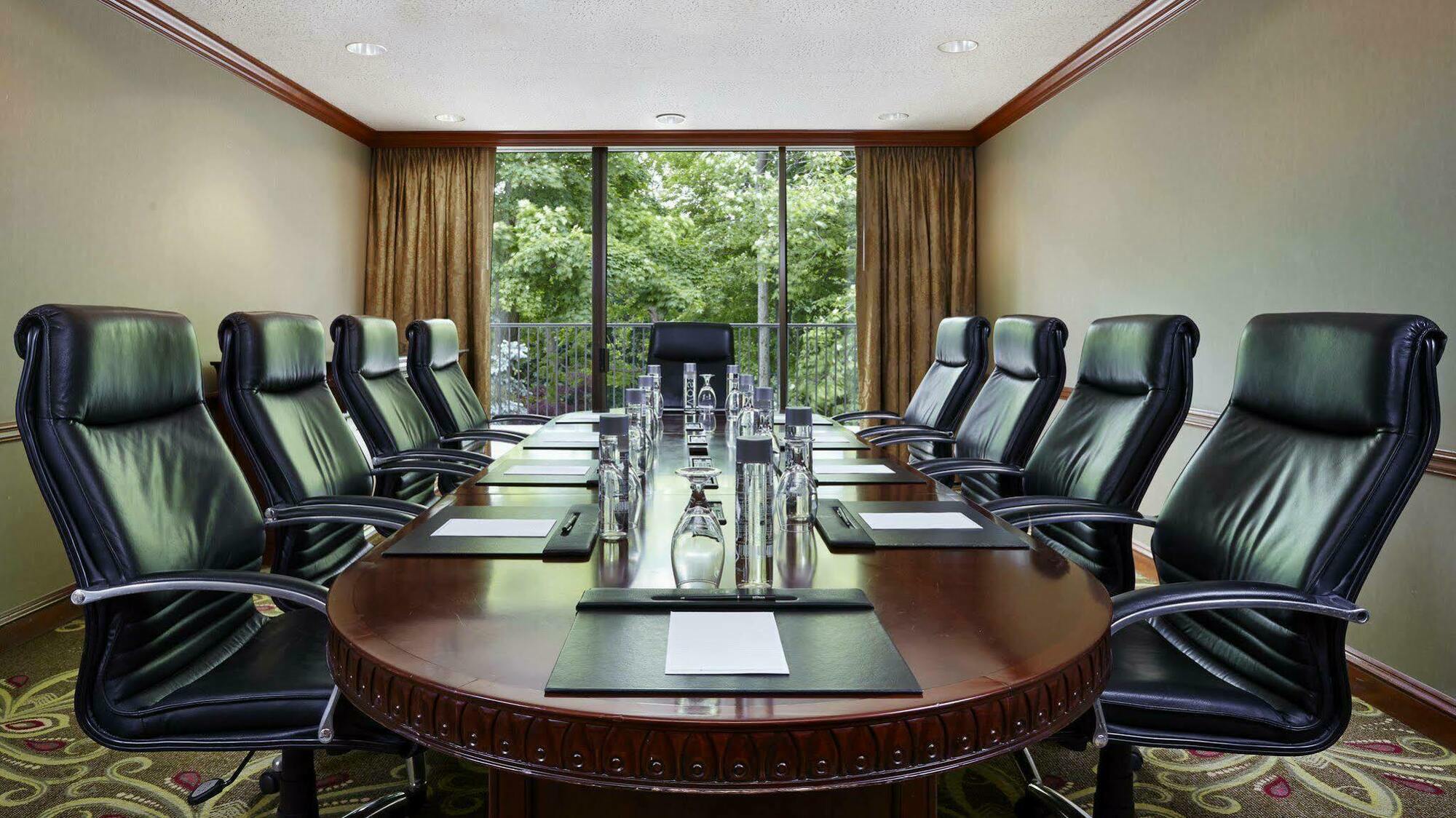 Hilton Westchester Rye Brook Exterior foto
